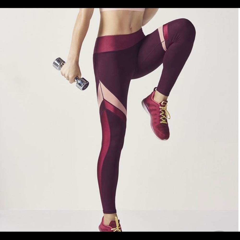 Fabletics Mesh powerhold legging